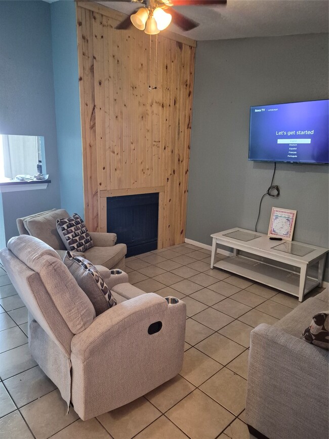 Building Photo - 3506 Cove View Blvd Unit 1106