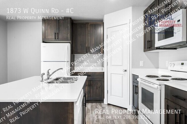 Photo - 3 Bedroom 1 Bath Apartment Unidad #C