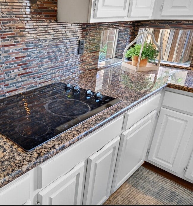 Building Photo - 4415 Echo Falls Dr