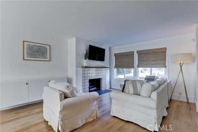 Photo - 1521 Cornwall Ln
