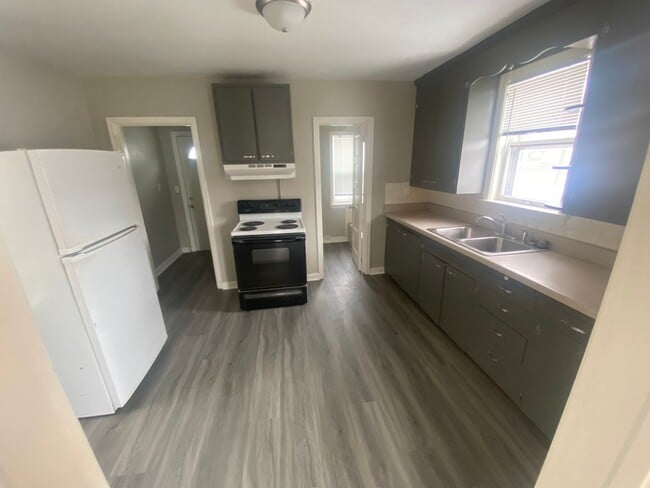 Photo - AVAILABLE August 6th - 2 + Bed 1 Bath Renovated Home on Corner Lot
