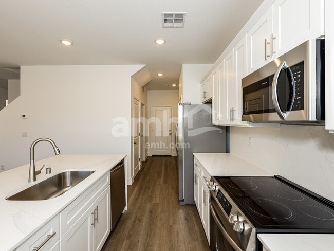 Photo - 7285 Arroyo Crossing Pkwy
