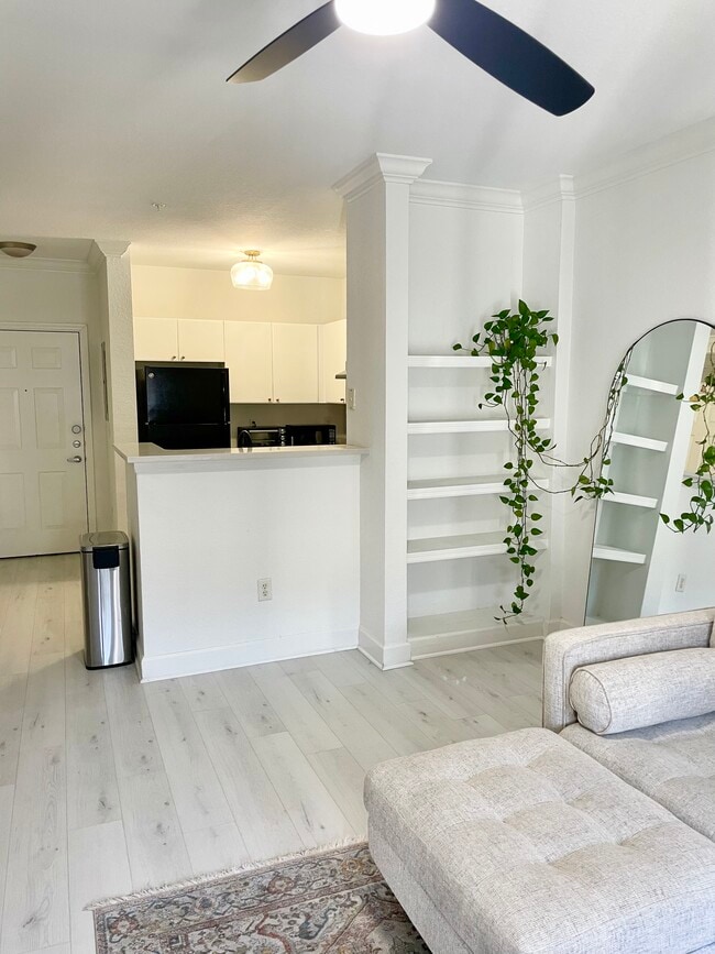 Photo - 304 E South St Unit 5026