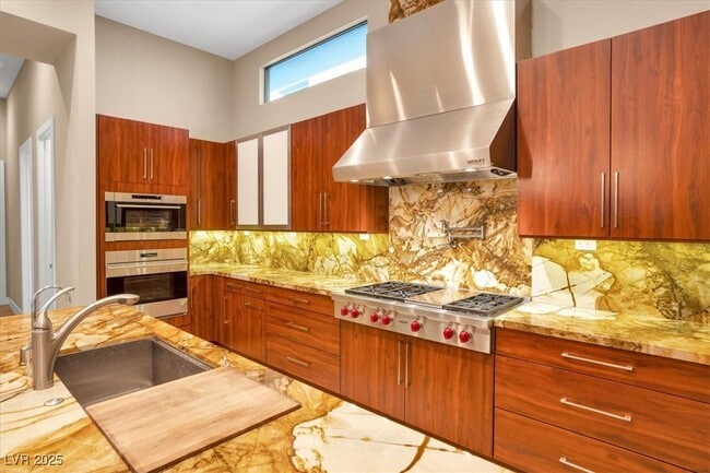 Building Photo - 32 Hunting Horn Dr Rental