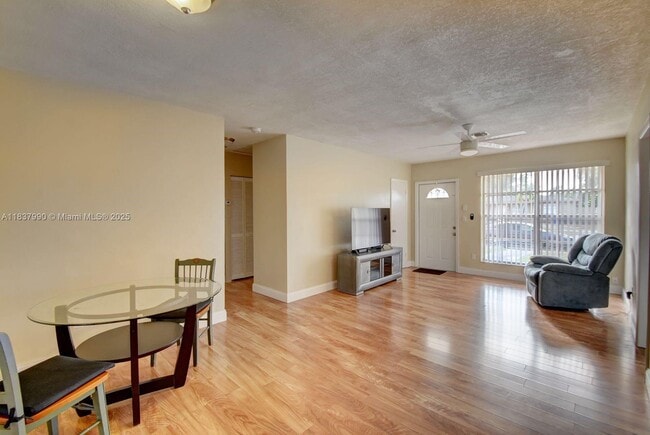 Photo - 3531 SW 36th St