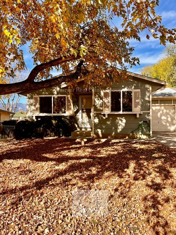 Photo - 1854 Saratoga Dr