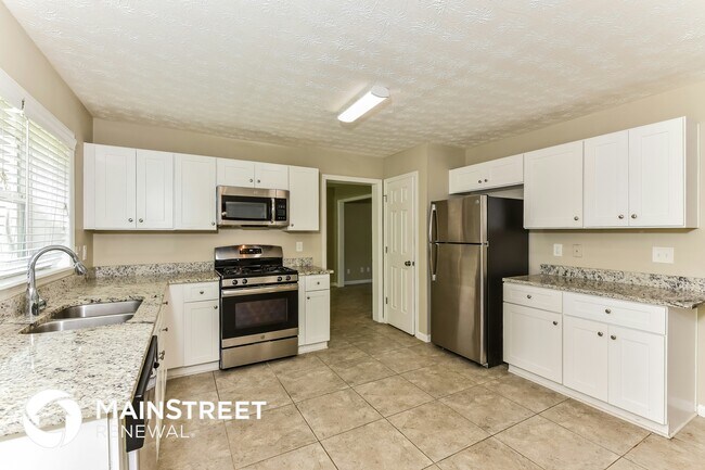 Photo - 3909 Wintersweet Dr