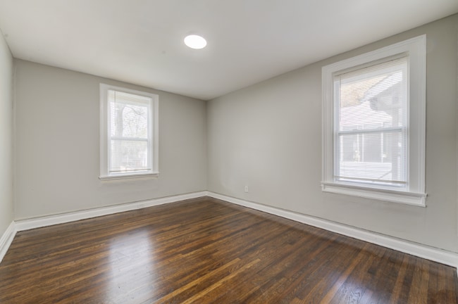 Photo - 6024 Lucille Ave