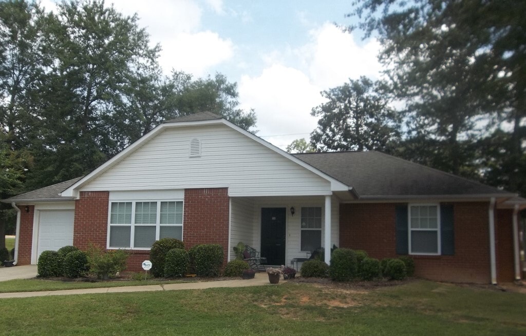 Photo - 158 Starlight Cir House