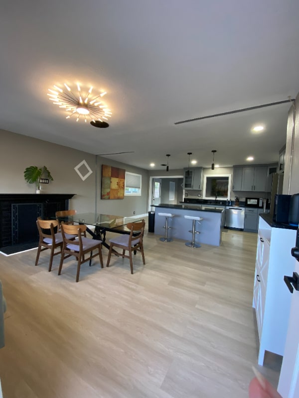 6382 Yale Cir
