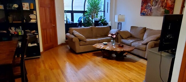 Photo - 278 W 86th St