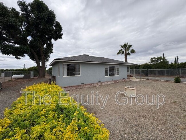 Photo - 14519 Avenue 416