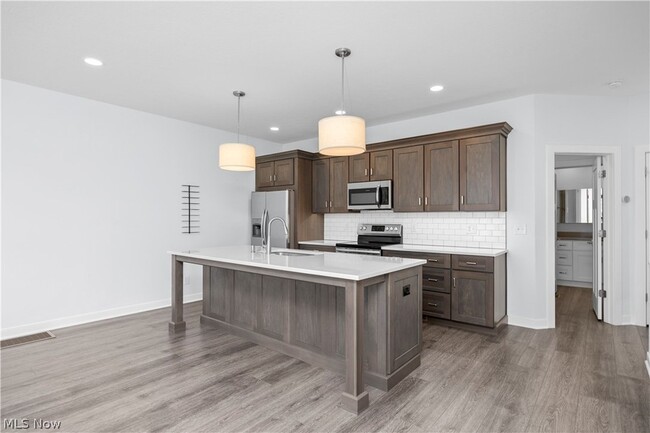 Photo - 2059 W 34th Pl