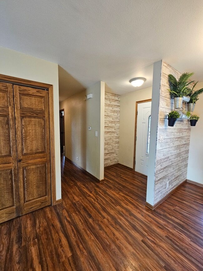 Photo - 514 Belmont Dr