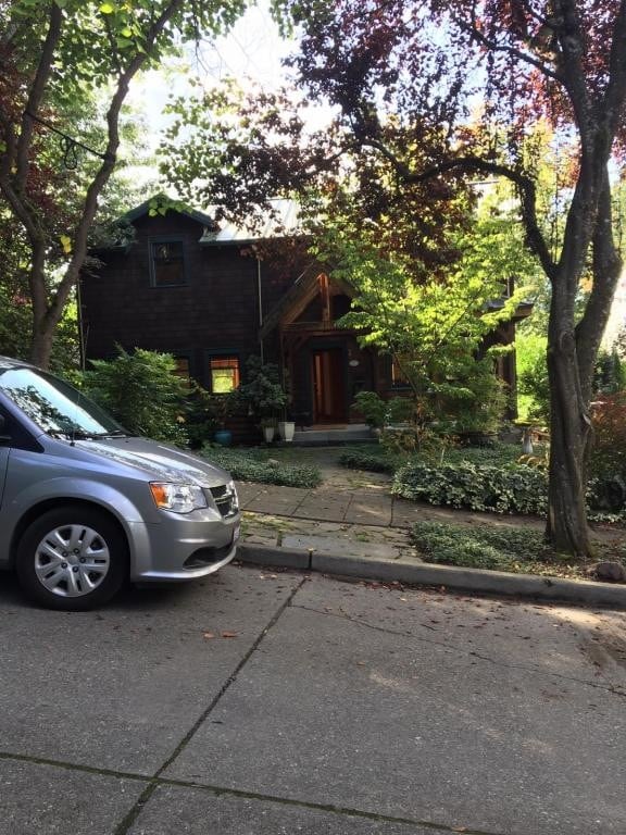 Photo - 311 33rd Ave E