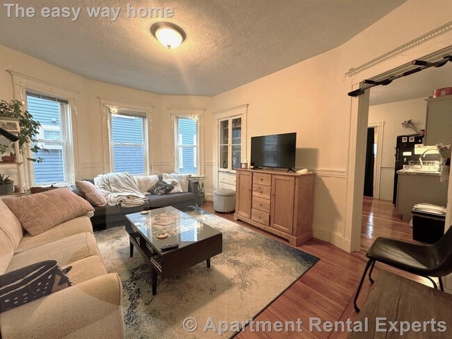 Photo - 28 Lexington Ave Unit #1