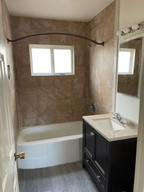 Building Photo - 3238 Thorn St Rental