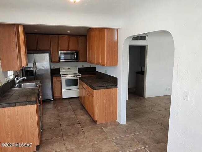 Photo - 1304 E Linden St