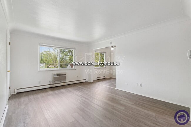 Photo - 1733 Christian Ave Unit 5