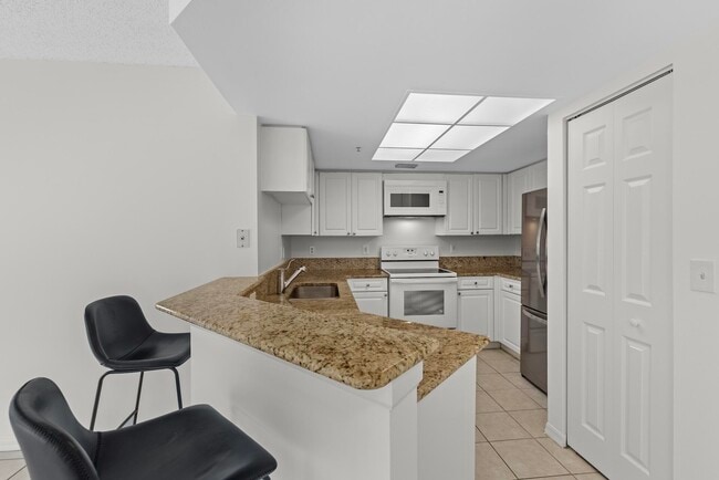 Photo - 300 Crestwood Ct N Unit 302