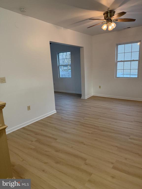 Photo - 9 Hartford Rd