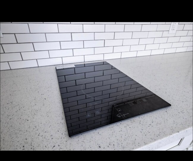 Photo - 19205 Lemay St