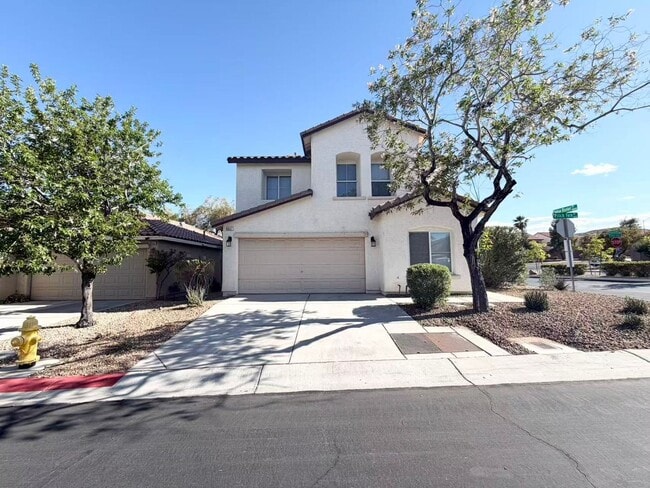 Building Photo - Charming 4-bedroom, 2.5-bathroom home located in the Northwest area