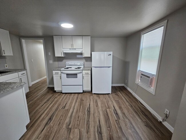 Photo - 406 E Broadway Ave Unit 406 A