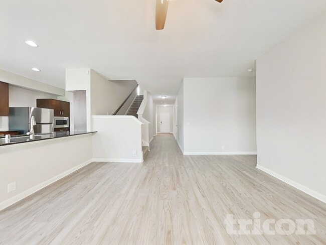 Photo - 423 Hayes St