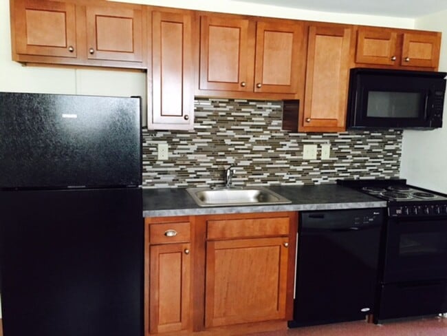 Building Photo - 558 Lowell Ave Unit 558-13