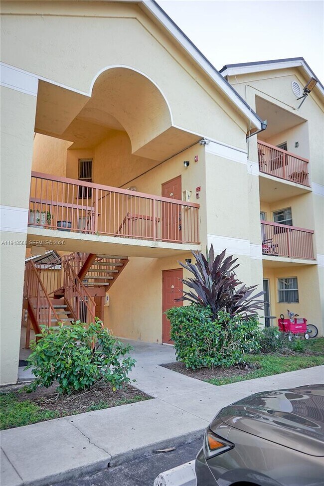 Photo - 7610 Westwood Dr Unit 128