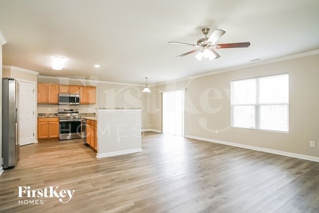 6831 Horseback Lane