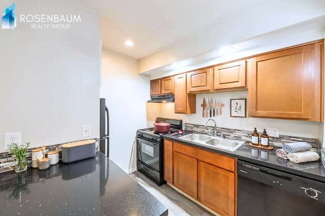 Photo - 6320 N 16th St Unit 32