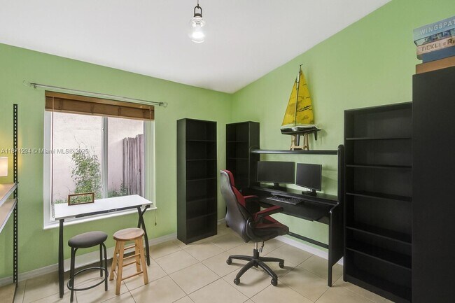 Photo - 1635 SE 20th Pl