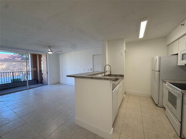 Photo - 2103 Renaissance Blvd Unidad 202