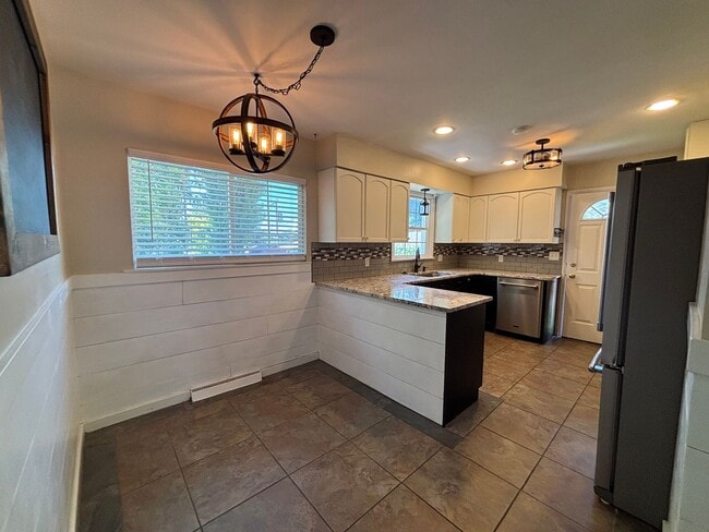 Photo - 4 Bedroom 2 Bathroom