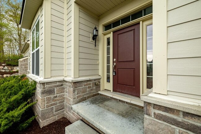 Photo - 3000 N Spurway Dr