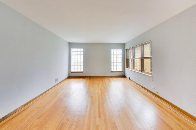 Photo - 3024 S Harlem Ave