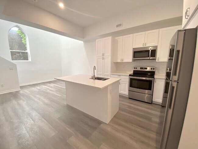 Photo - 16 West Avenue S Unit 113