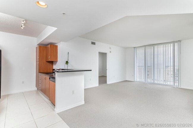 Photo - 18800 NE 29th Ave Unit 923