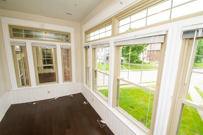 Building Photo - 4526 Smith Rd Unit 1