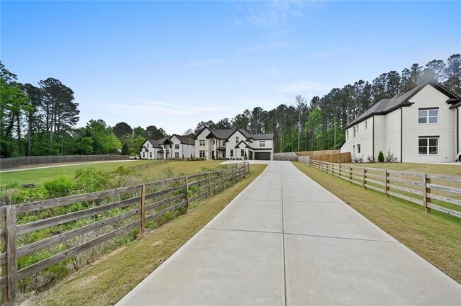 Photo - 2694 Thompson Mill Rd