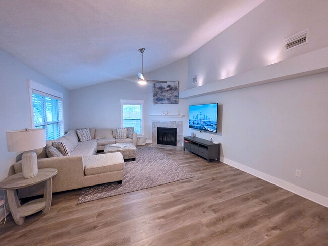 Photo - 2019 Shadow Pine Dr