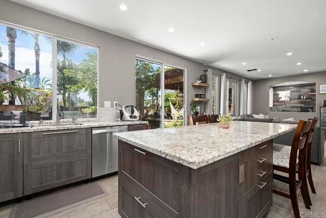 612 El Portal Dr