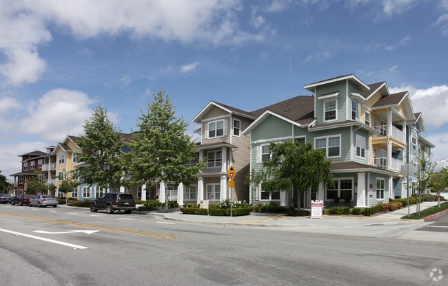 Photo - Holiday Chateau at Harveston Apartments