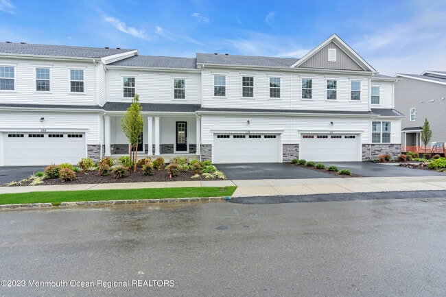 110 Woolley Ct