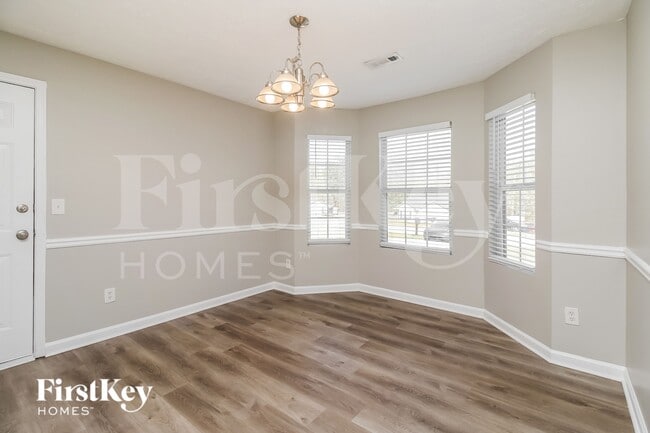 Photo - 55 Bramble Bush Trail