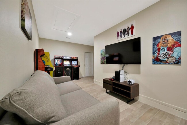 Photo - 7724 Simon Ridge Ct Unit SI ID1520116P