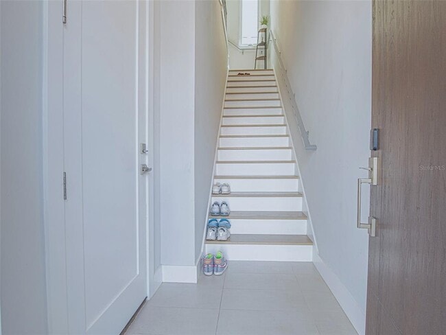 Photo - 370 6th St S