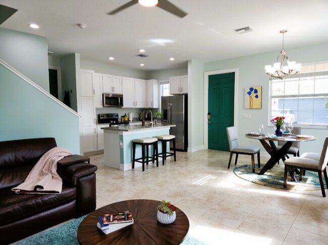Photo - Beautiful FULLY FURNISHED 3 bedroom, 2.5 b... Unit 106